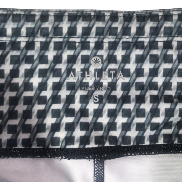 Athleta Black & White Checked Crop Leggings Size S. - Picture 5 of 9